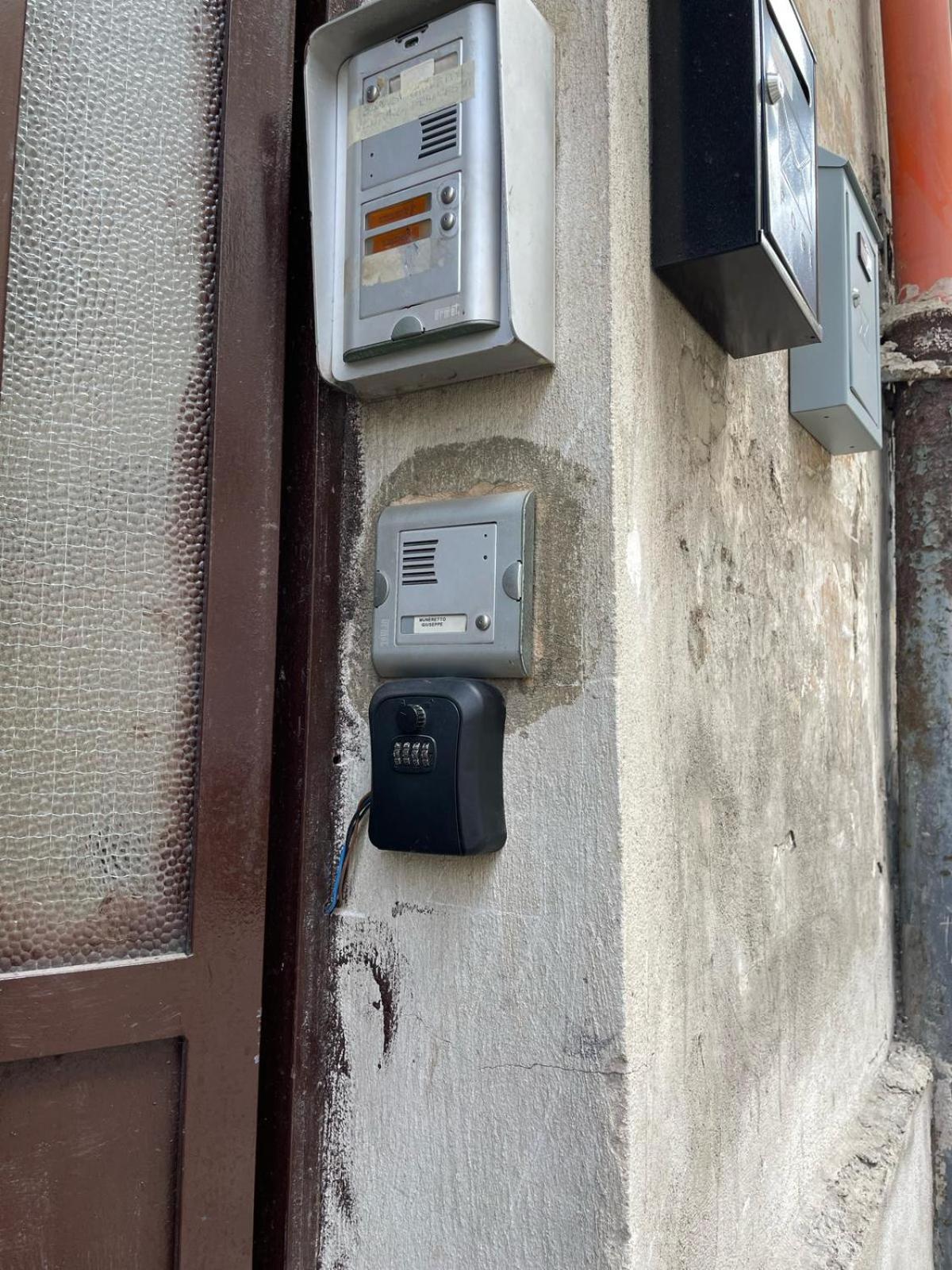 Charm E Chic Apartman Nápoly Kültér fotó